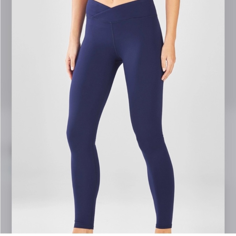 M | Winn Navy Legging